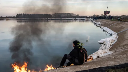 Agriculture : dans le Marais poitevin, la fronde contre les...